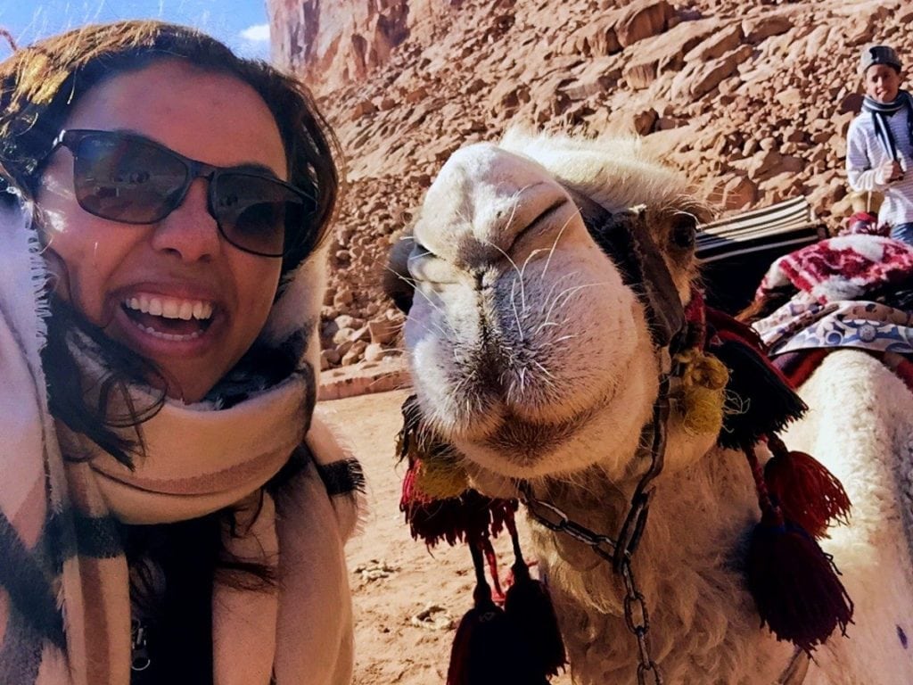 Sally-millenial-remote-job-travel-world-pangian